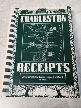 Cookbook Charleston Receipts by The Junior League of Charleston, Inc. 28th Print